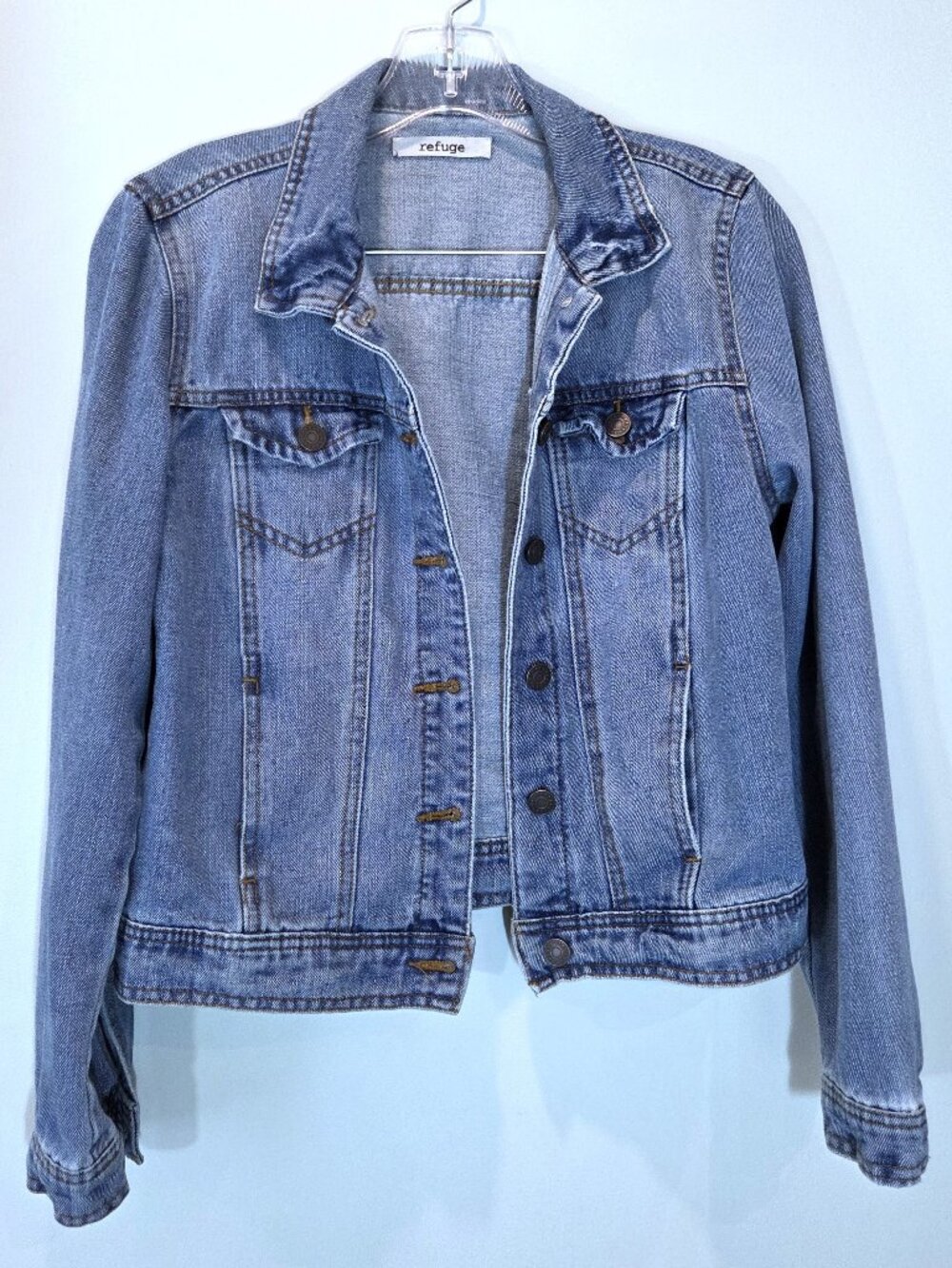 Refuge Cropped Jean Jacket Size M